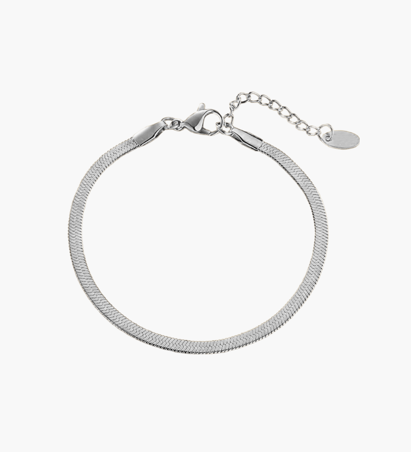 Nika – tanka narukvica s ribljim kostima